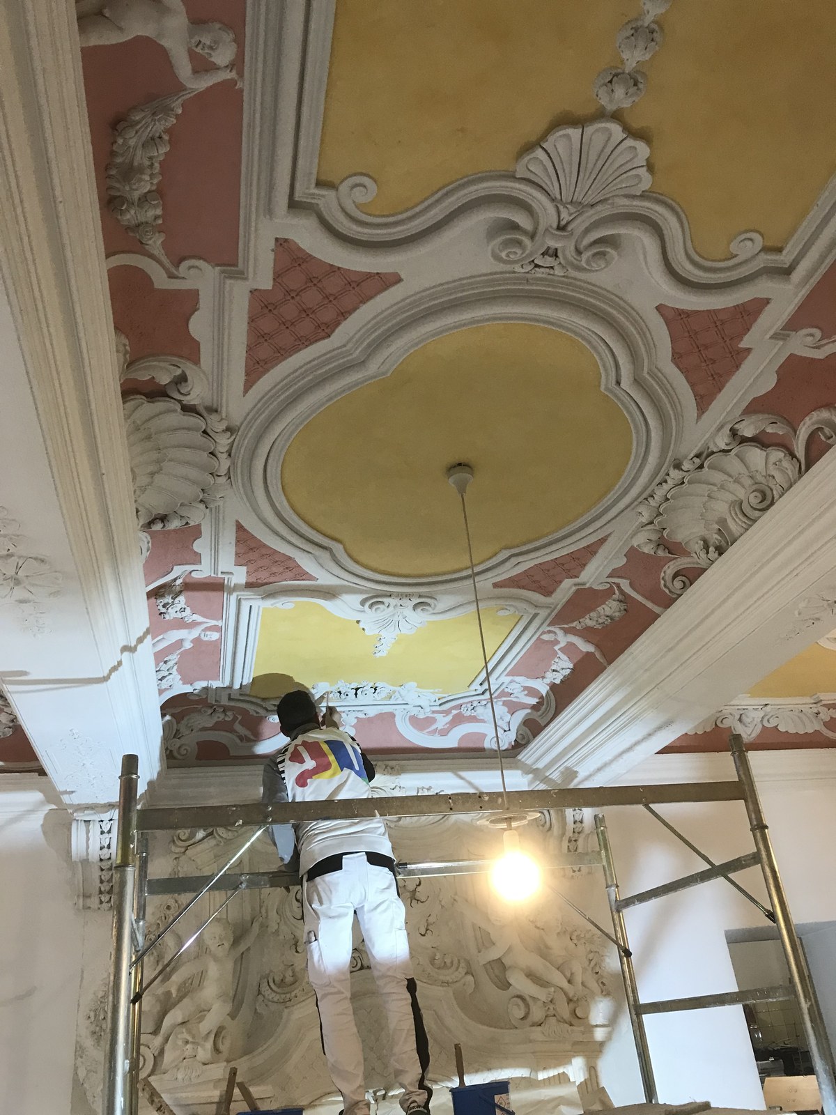 Decorativo e conservativo